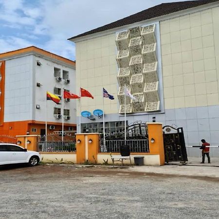 Peace Media Hotels Abuja Buitenkant foto