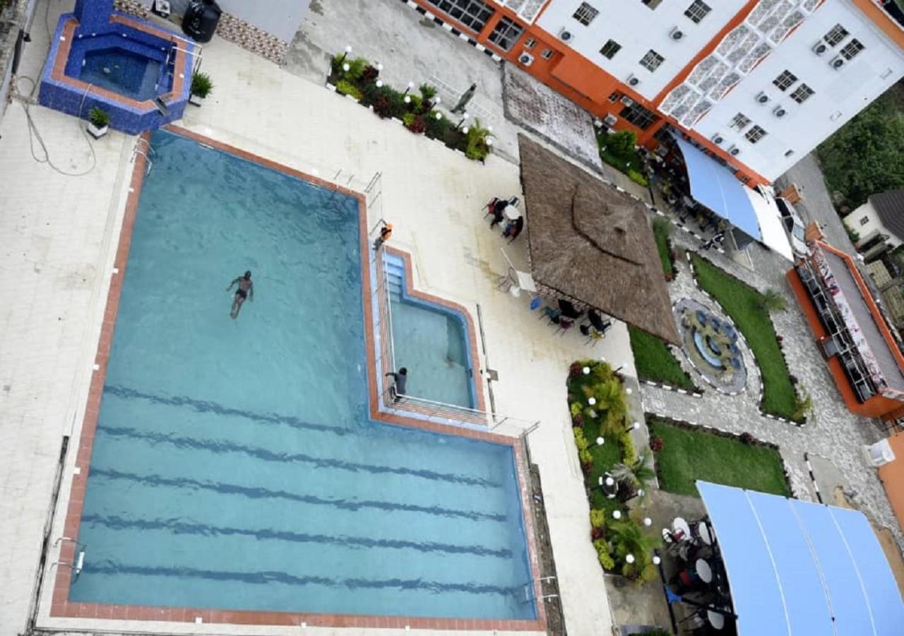 Peace Media Hotels Abuja Buitenkant foto