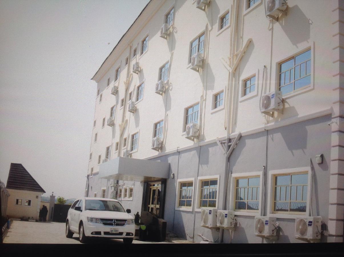 Peace Media Hotels Abuja Buitenkant foto