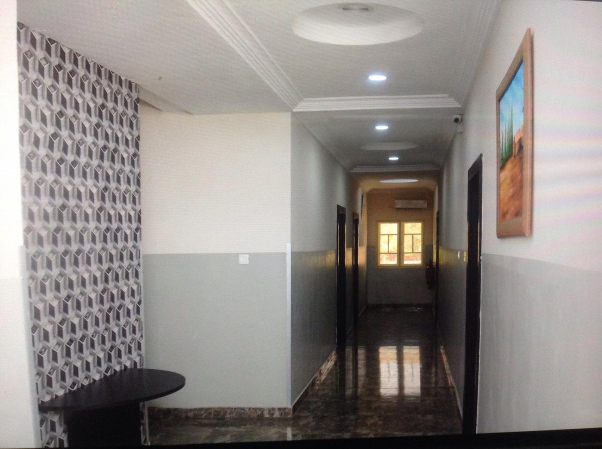 Peace Media Hotels Abuja Buitenkant foto