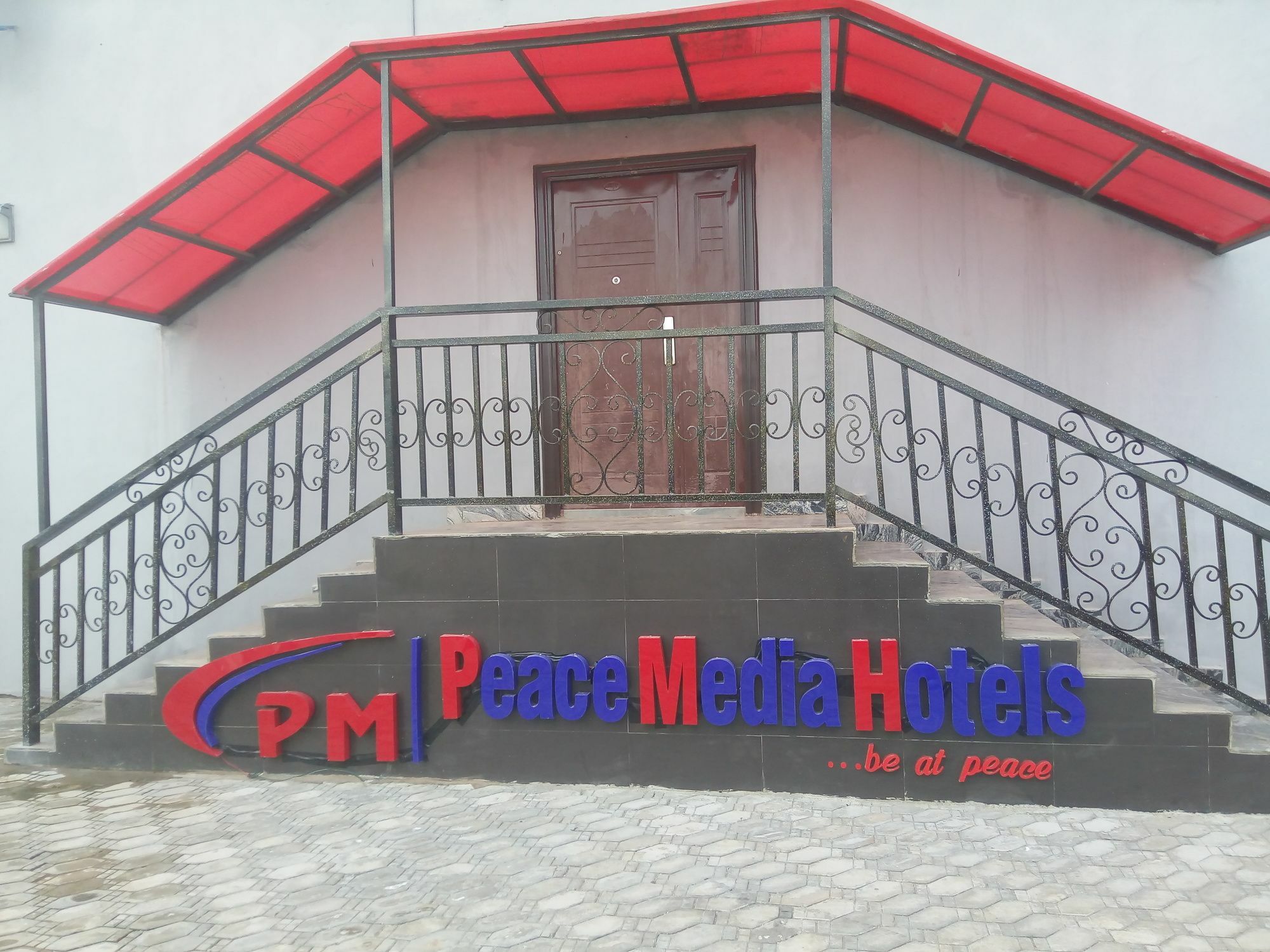 Peace Media Hotels Abuja Buitenkant foto