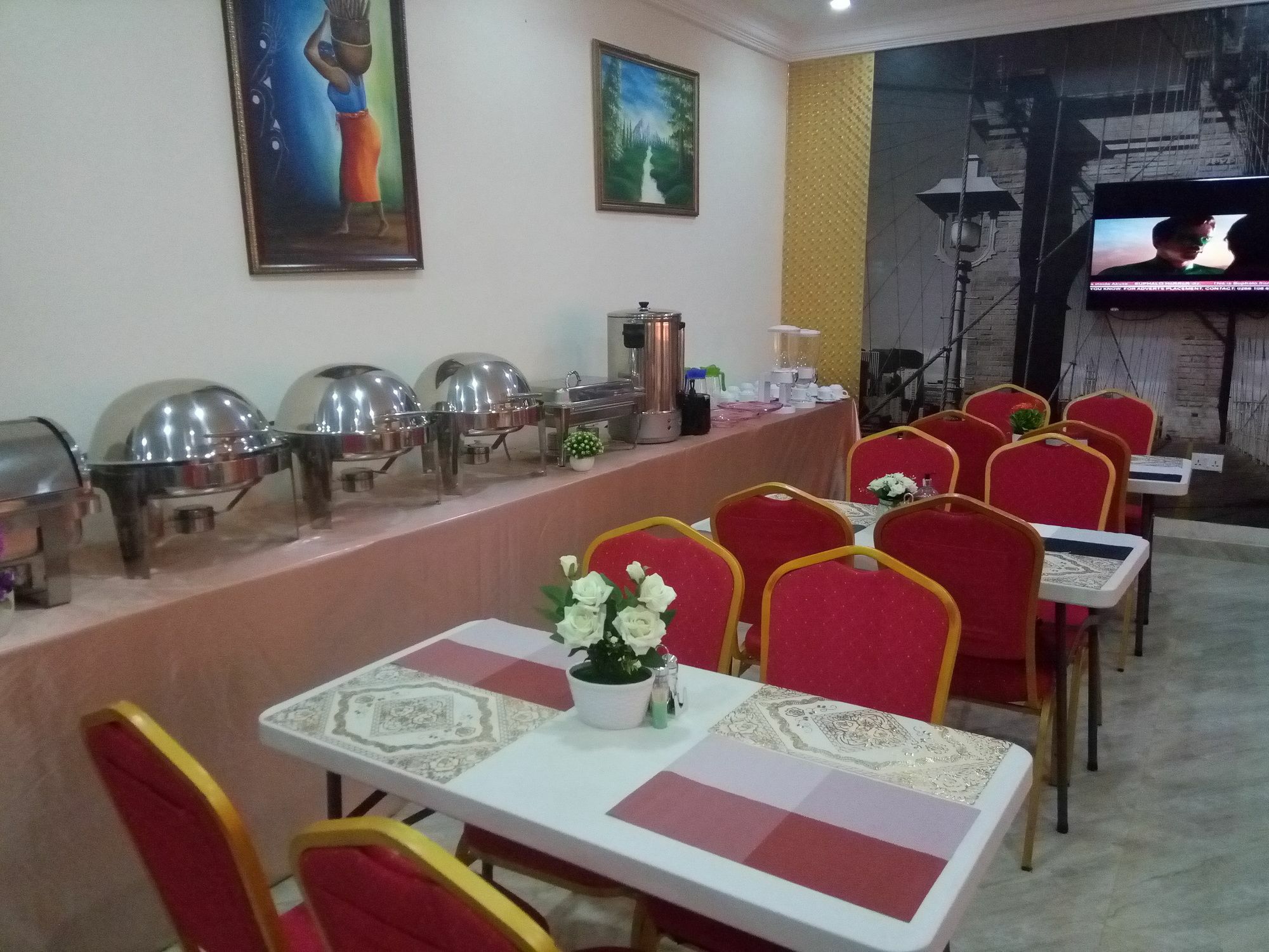 Peace Media Hotels Abuja Buitenkant foto